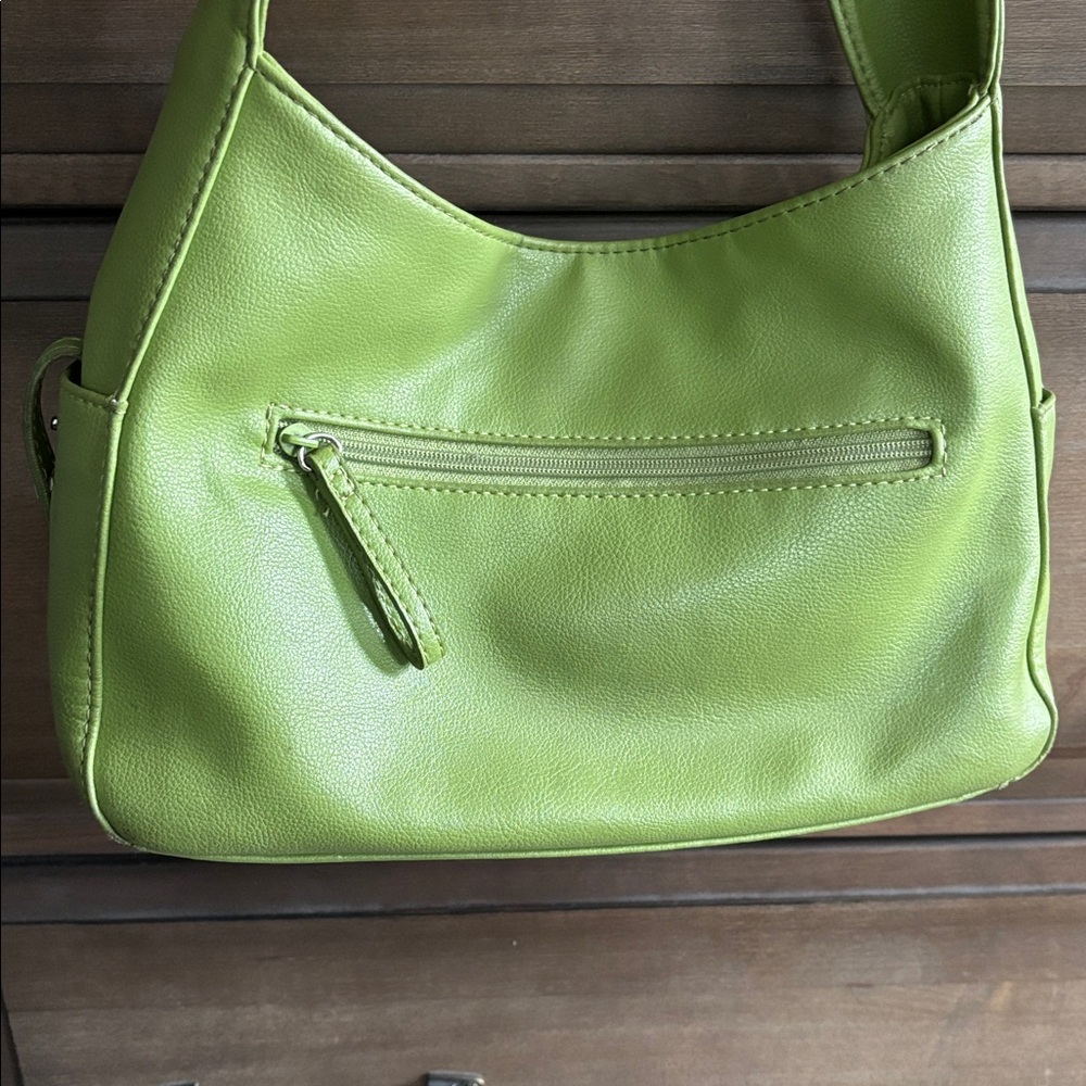 Dockers Vibrant Green Leather Shoulder Bag - Picture 5 of 15